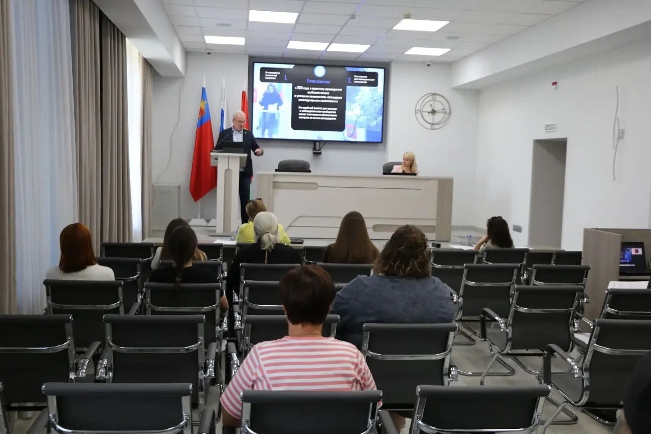 Исполнительный директор Совета муниципальных образований Кузбасса Владислав Овчинников принял участие в заседании Совета по межнациональным отношениям и взаимодействию с религиозными объединениями Кемеровского муниципального округа
